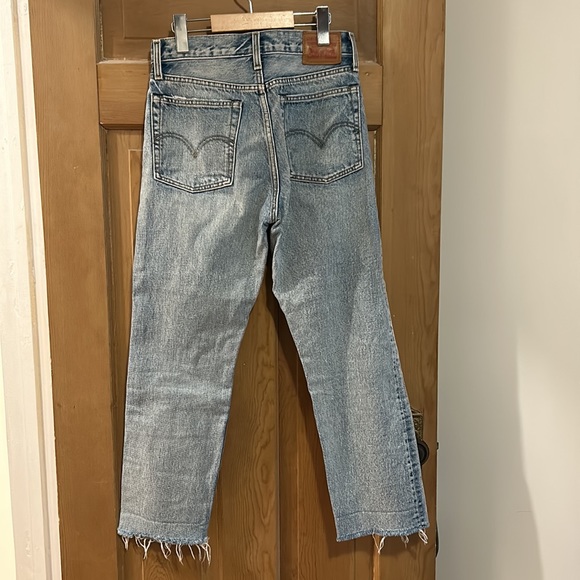 Straight Leg Levi's - Picture 2 of 4